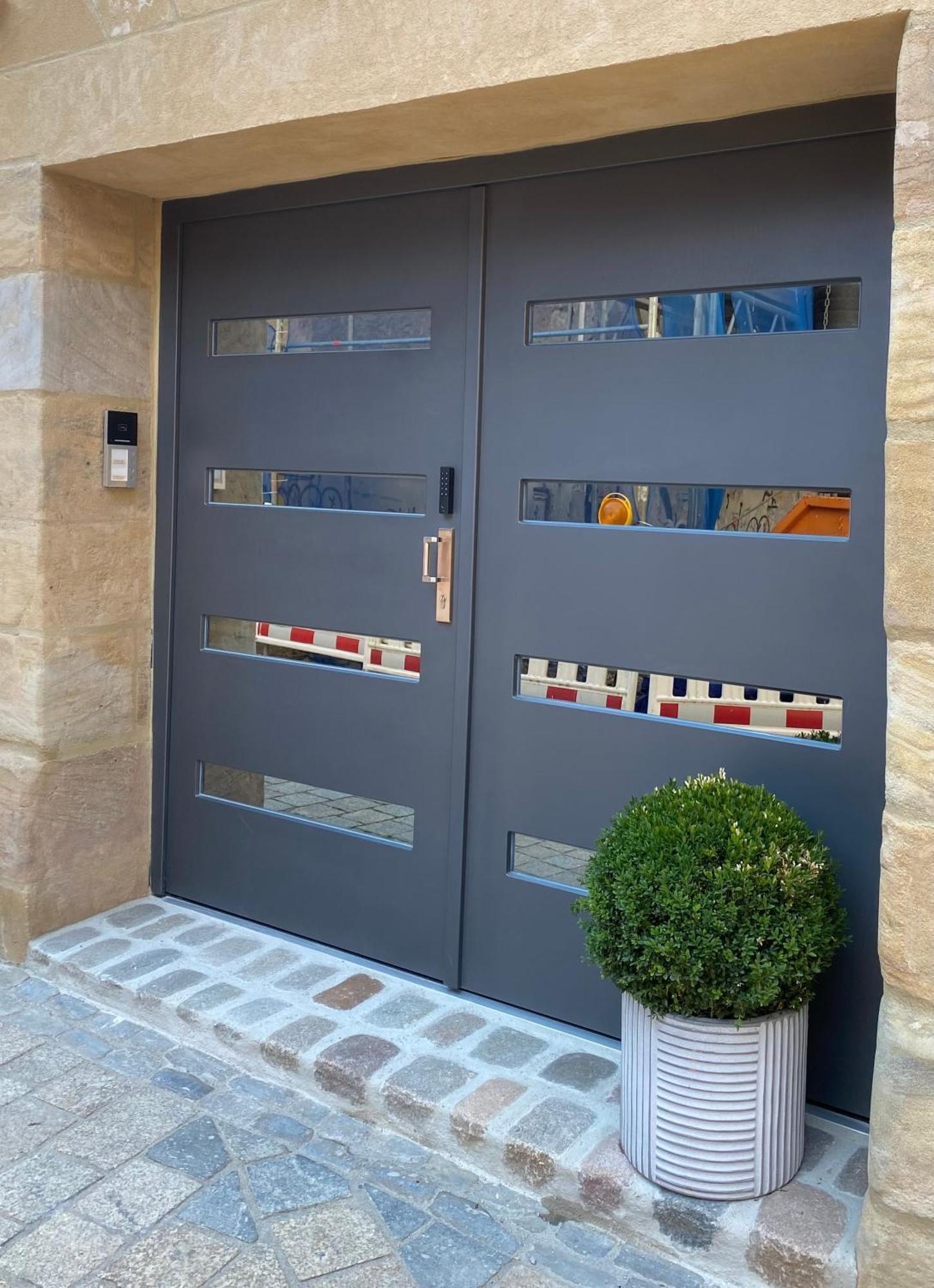 Romantisches Apartment Mit Whirlpool In Bayreuther Fussgaengerzone מראה חיצוני תמונה